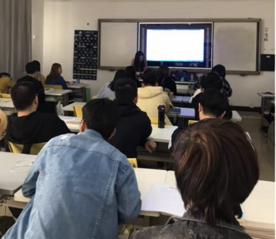 數媒教研室開展公開課教學活動，為招生工作注入新活力